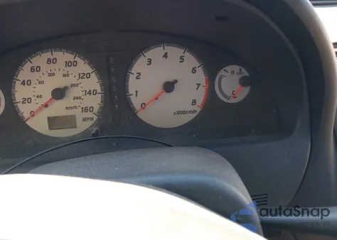 2001 Nissan Maxima Se z USA, uszkodzony, nr VIN JN1CA31A31T307796